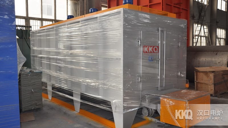 側(cè)開(kāi)門臺(tái)車式鋁合金時(shí)效爐